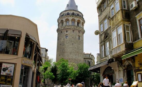 GÜNÜBİRLİK İSTANBUL TAKSİM,BEYOĞLU,İSTİKLAL,GALATA TURU 17 ARALIK 2023