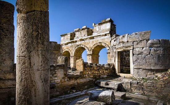 PAMUKKALE VE KULADOKYA TURU 08-10 MAYIS 2026