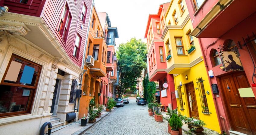 GÜNÜBİRLİK ÜSKÜDAR-KUZGUNCUK-BEYLERBEYİ SARAYI TURU 26 KASIM 2023