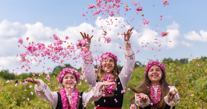 GÜNÜBİRLİK BULGARİSTAN KAZANLIK GÜL FESTİVALİ VE STARA ZAGORA(ESKİ ZAĞRA) TURU 31 MAYIS 2025
