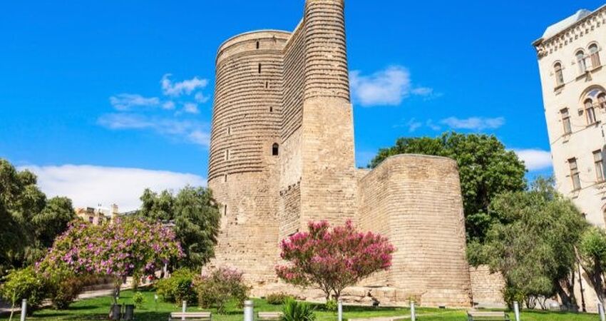 KAFKASLARIN KALBİNDE BİR YOLCULUK BAKÜ (YILBAŞI 2026) Türk Havayolları ile 3 Gece 4 Gün 31 ARALIK 2025-3 OCAK 2026