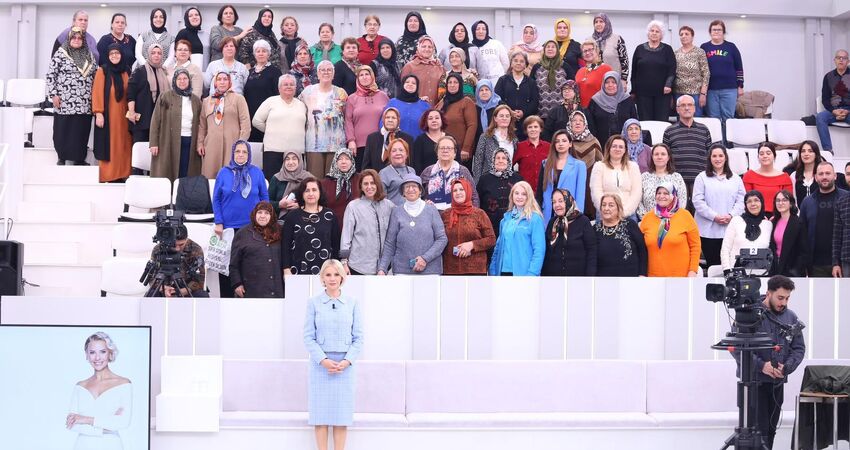 GÜNÜBİRLİK İSTANBUL EMİNÖNÜ TURU VE ESRA EROL PROGRAMI 8 EKİM 2025