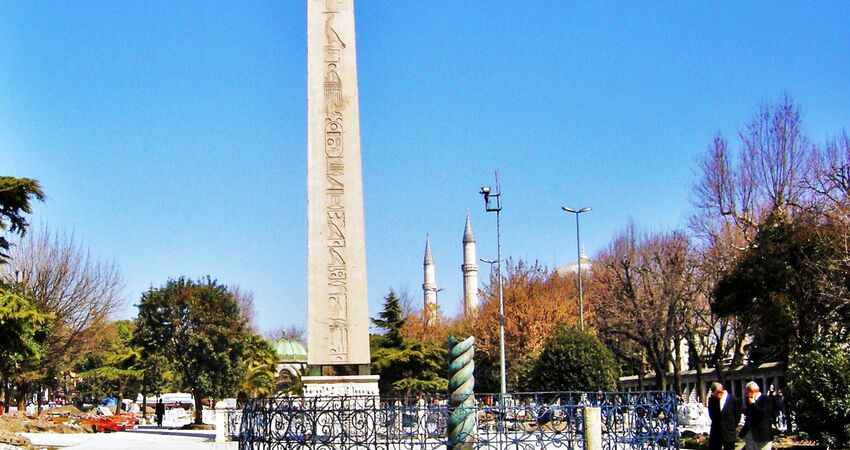 İSTANBUL TARİHİ YARIMADA TOPKAPI-AYASOFYA-YEREBATAN-SULTANAHMET-GÜLHANE TURU 07 ŞUBAT 2026