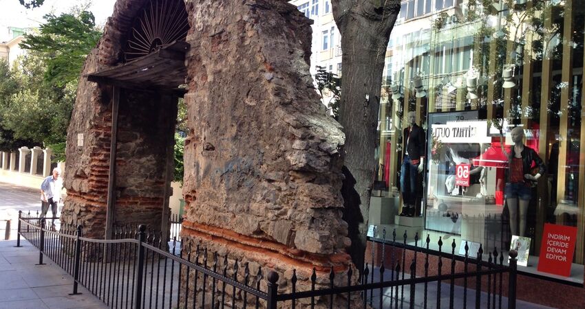 GÜNÜBİRLİK ŞEKERCİ CAFER EROL KADIKÖY MODA VE VADİ İSTANBUL  TURU 21 ŞUBAT 2026