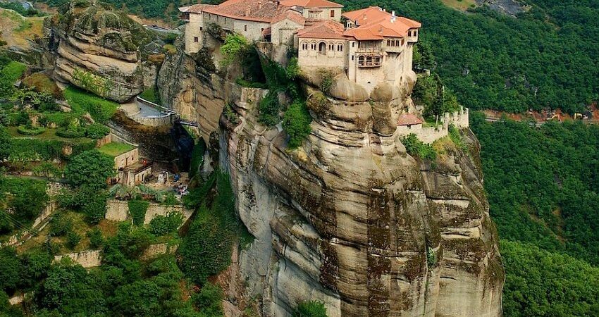 YUNANİSTAN METEORA ATİNA VE SELANİK TURU 29 NİSAN-03 MAYIS 2026