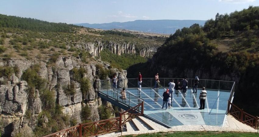 PAMUKKALE VE KULADOKYA TURU 08-10 MAYIS 2026