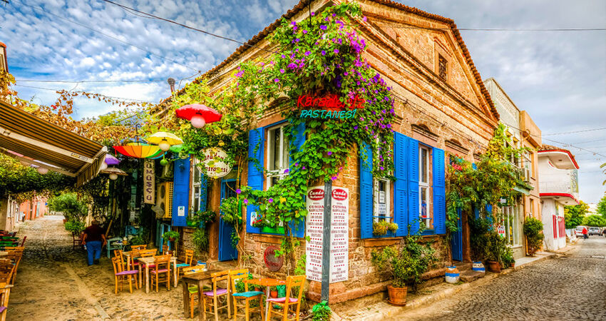 GÜNÜBİRLİK AYVALIK,ŞEYTAN SOFRASI ve CUNDA ADASI TURLARI 2026