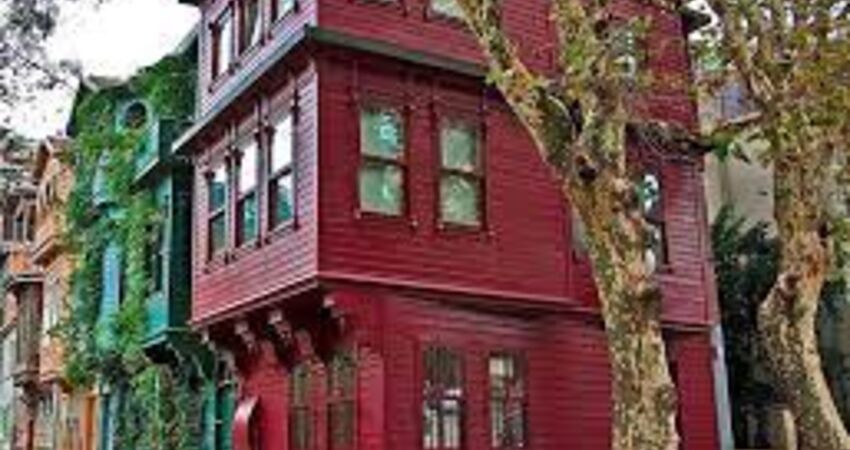 GÜNÜBİRLİK ÜSKÜDAR-KUZGUNCUK-BEYLERBEYİ SARAYI TURLARI 2026