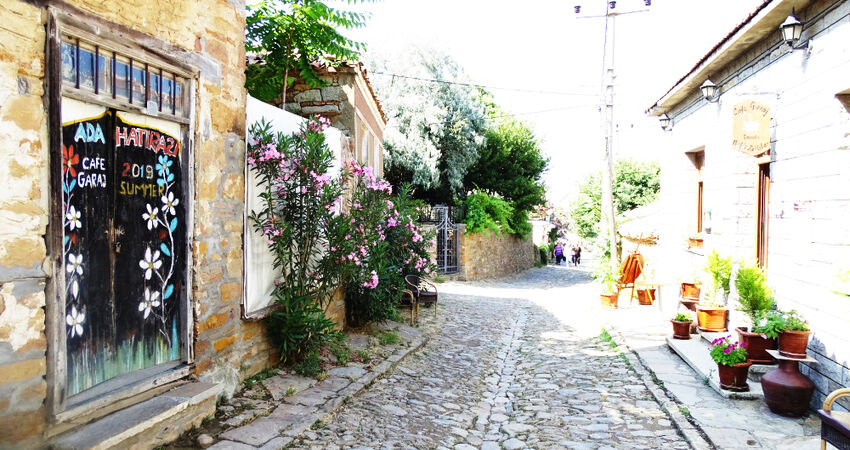 GÜNÜBİRLİK GÖKÇEADA TURLARI 2026