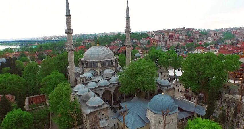 EMİRGAN LALE BAHÇELERİ-ORTAKÖY-EYÜP SULTAN-PİERRE LOTİ TURU 2 MAYIS 2026